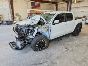 Nissan Frontier 3.8L 6 2023