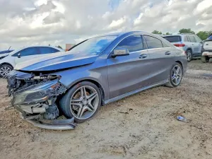 Mercedes-Benz CLA 2.0L 4 2015