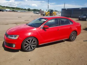 Volkswagen Jetta 2.0L 4 2013