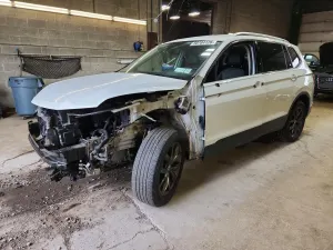 Volkswagen Tiguan 2.0L 4 2022