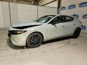Mazda 3 2.5L 4 2024