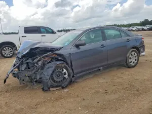 Toyota Camry 2.5L 4 2010
