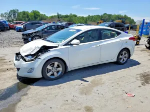 Hyundai Elantra 1.8L 4 2013