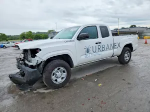 Toyota Tacoma 2.7L 4 2019