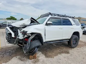 Toyota 4Runner 4.0L 6 2016