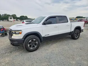 RAM 1500 5.7L 8 2019