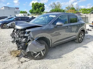Nissan Kicks 2.0L 4 2025