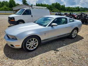 Ford Mustang 3.7L 6 2011