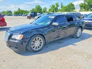 Chrysler 300C 5.7L 8 2014