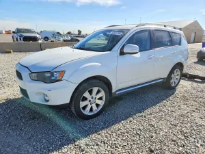 Mitsubishi Outlander 2.4L 4 2012
