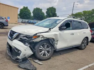 Nissan Pathfinder 3.5L 6 2017