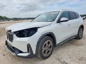 BMW X1 2.0L 4 2024