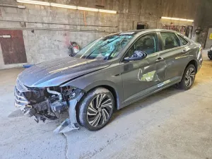 Volkswagen Jetta 1.4L 4 2021