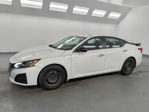 Nissan Altima 2.5L 4 2024