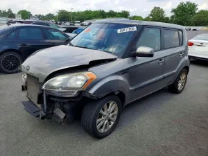 Kia Soul 2.0L 4 2012