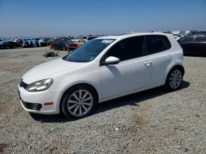 Volkswagen Golf 2.0L 4 2012