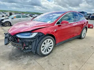 Tesla Model X 2020