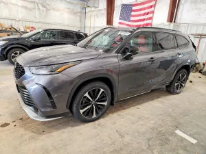 Toyota Highlander 3.5L 6 2022