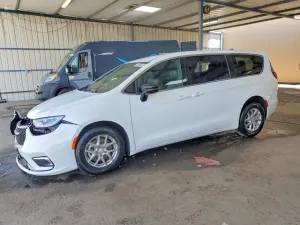 Chrysler Pacifica 3.6L 6 2026