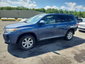 Toyota Highlander 3.5L 6 2013