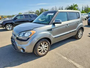 Kia Soul 2.0L 4 2013