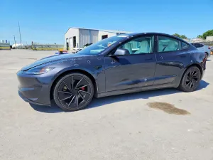 Tesla Model 3 2025