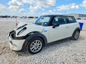 Mini Cooper 2.0L 4 2014