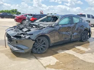 Mazda 3 2.5L 4 2024