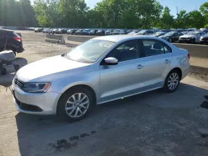 Volkswagen Jetta 1.8L 4 2014