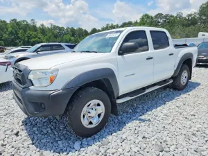 Toyota Tacoma 2.7L 4 2015