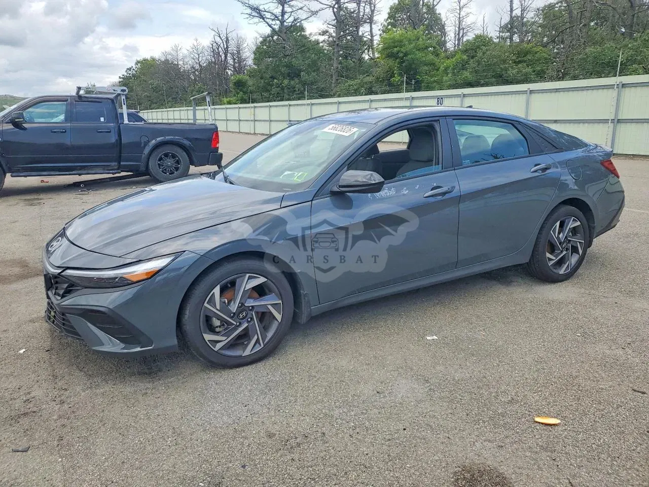 Hyundai Elantra 2.0L 4 2025