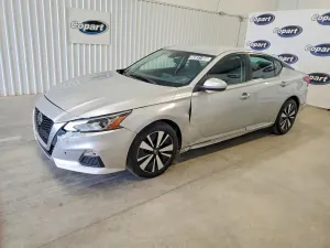 Nissan Altima 2.5L 4 2021