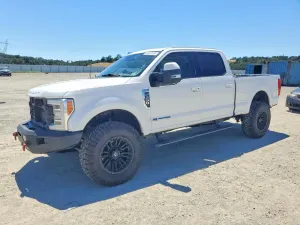 Ford F-250 6.7L 8 2017