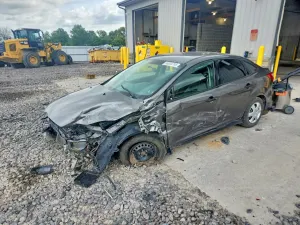 Ford Focus 2.0L 4 2013