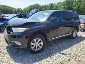 Toyota Highlander 3.5L 6 2013