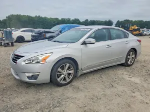 Nissan Altima 2.5L 4 2015
