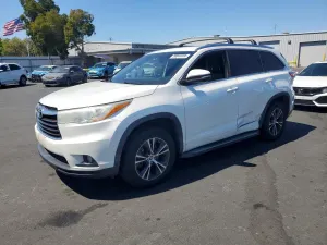 Toyota Highlander 3.5L 6 2016