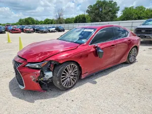 Lexus IS 2.0L 4 2022