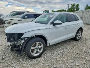 Audi Q5 2.0L 4 2024