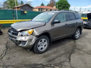 Toyota Rav4 2.5L 4 2012
