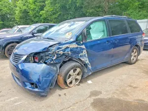 Toyota Sienna 3.5L 6 2012