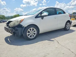 Kia Rio 1.6L 4 2013