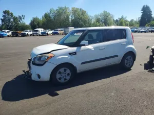 Kia Soul 1.6L 4 2013