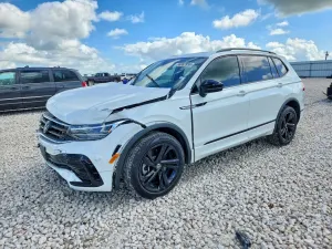 Volkswagen Tiguan 2.0L 4 2023