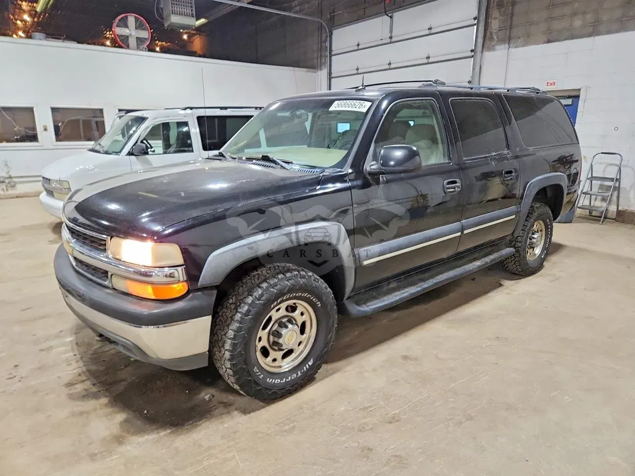 Chevrolet Suburban 6.0L 8 2003