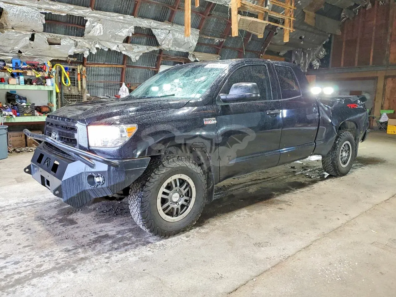 Toyota Tundra 5.7L 8 2013