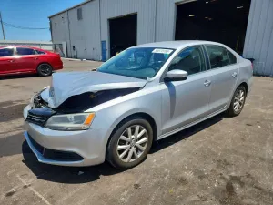 Volkswagen Jetta 1.8L 4 2014