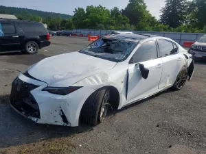 Lexus IS 3.5L 6 2022