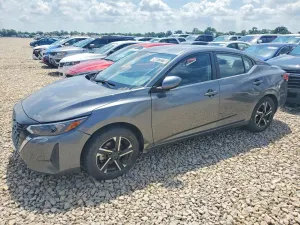 Nissan Sentra 2.0L 4 2025