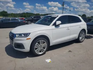 Audi Q5 2.0L 4 2018